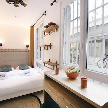 Guestready - Studio With Jacuzzi In The 10 Th Paris