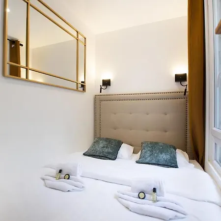 Guestready - Studio With Jacuzzi In The 10 Th